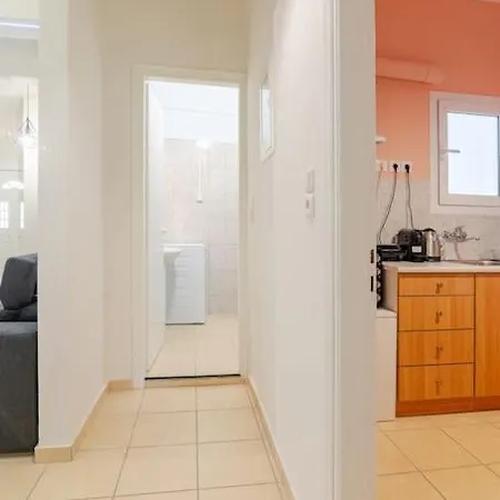 Seaside Escape Apartments - Poseidon Palaiá Fókaia Esterno foto