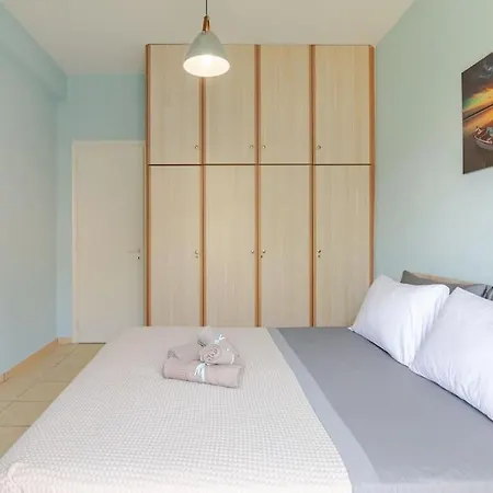 Seaside Escape Apartments - Poseidon Palaiá Fókaia Esterno foto